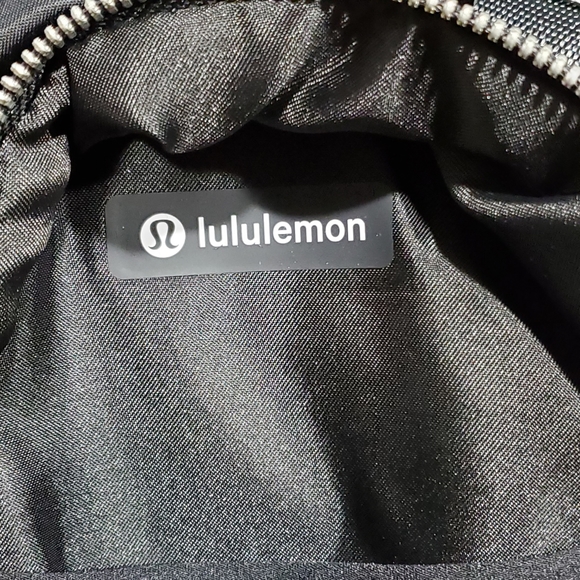 Lululemon city adventure 3L black backpack micro - Picture 4 of 12